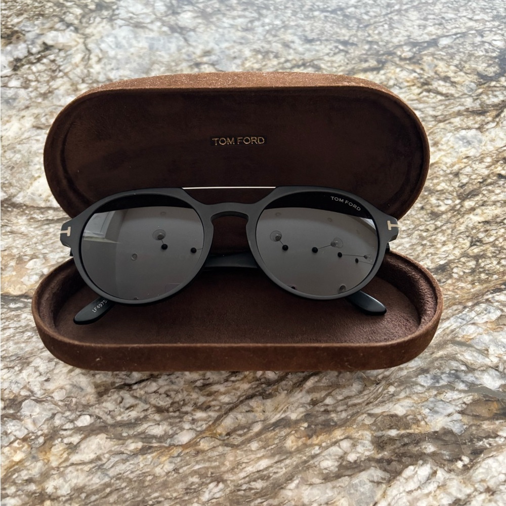Tom Ford Black Sunglasses - Picture 2 of 4